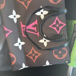 Louis Vuitton Black and Pink Monogram Tote